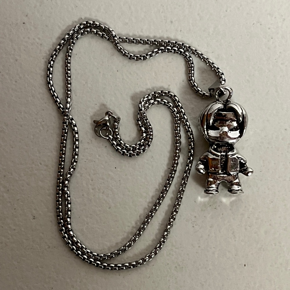 Itachi Uchiha Naruto Charm Pendant Necklace Silver 24" Box Chain